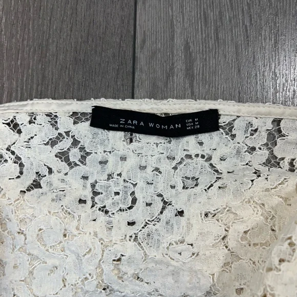*SOLD* ZARA Lace Crop Top🤍 - Picture 4 of 7